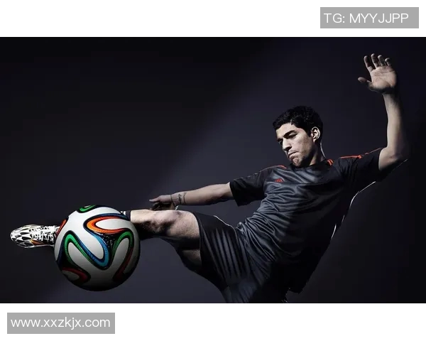 以足球巨星桌面为中心展现激情与荣耀的人生舞台